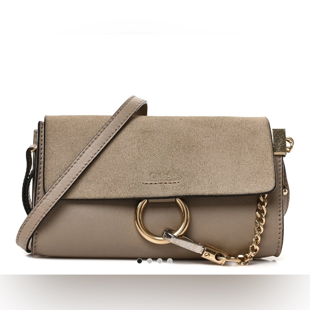 CHLOÉ Faye Wallet on Chain